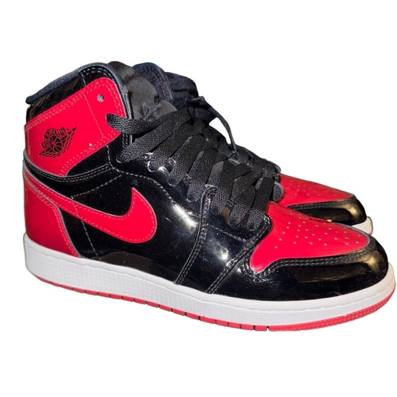 NEW NIKE AIR JORDAN 1 RETRO HIGH OG 575441-063 PATENT BRED RED BLACK SIZE 7Y